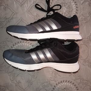 Adidas shoes size 8.5 barely worn